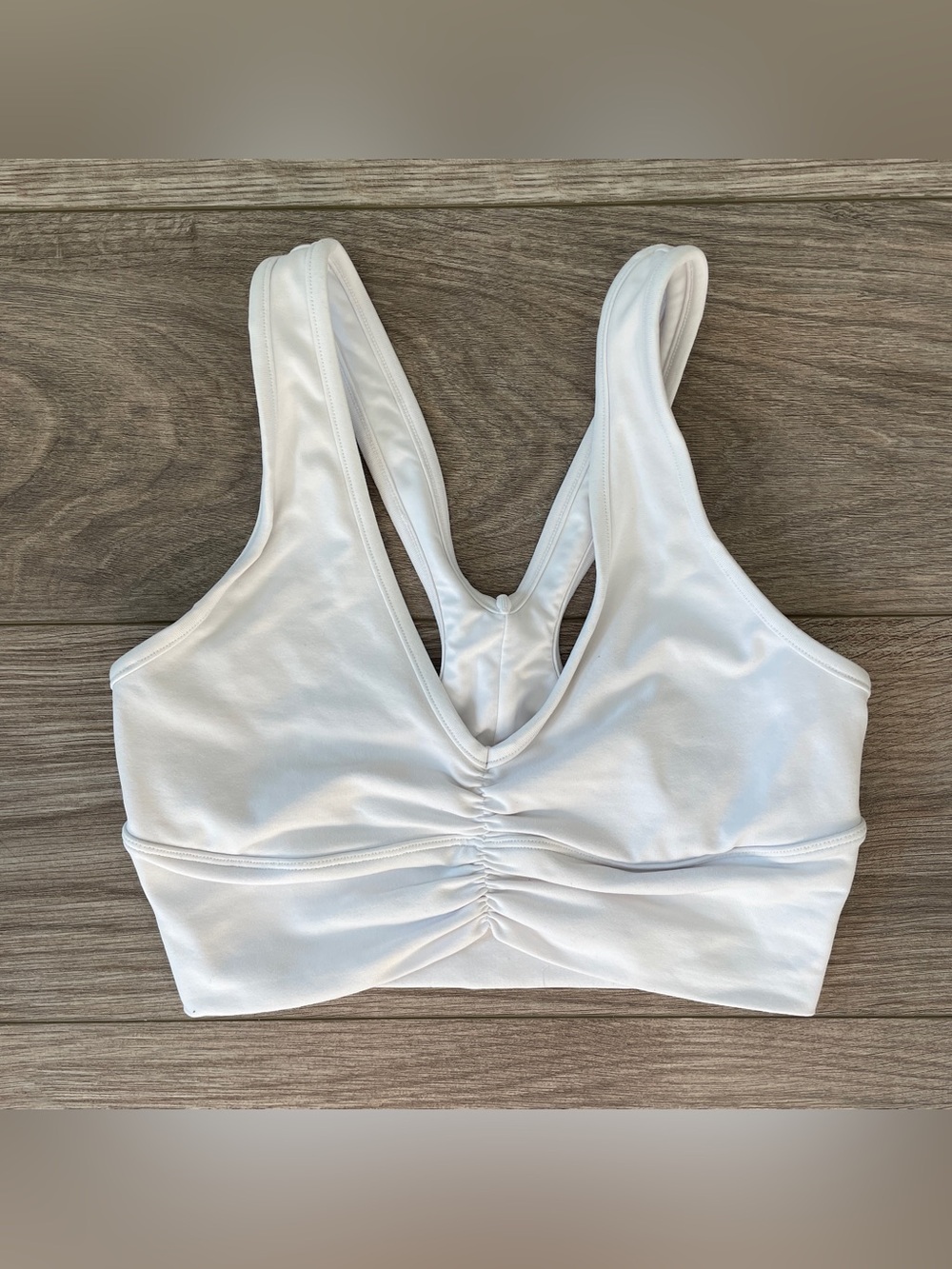ALO Yoga White V-Neck Ruched Racerback Sports Bralette